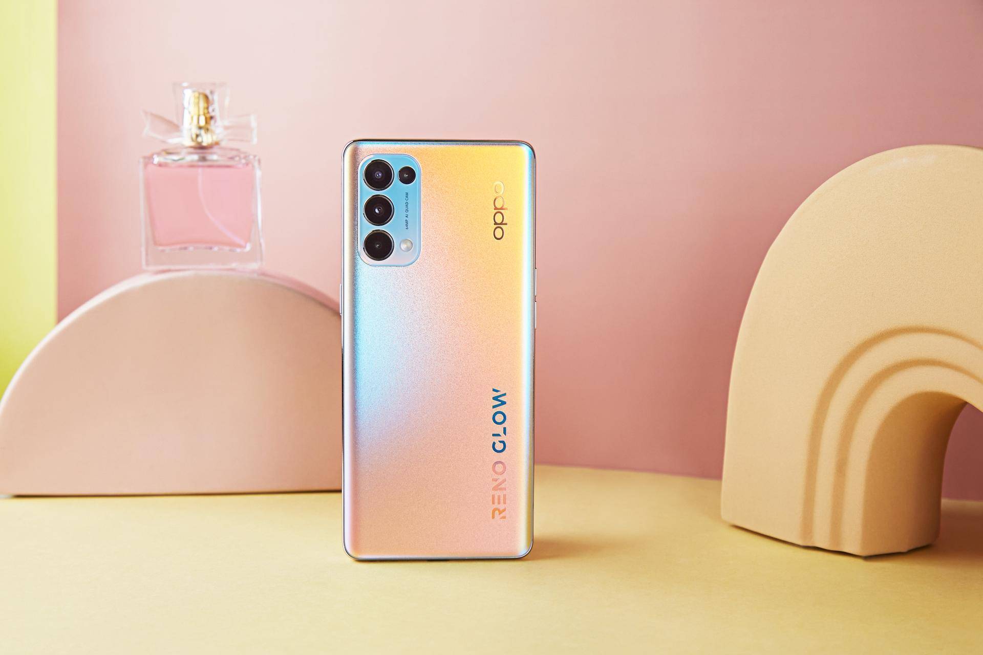 超高颜值65w标配2699元起的opporeno5系列真香