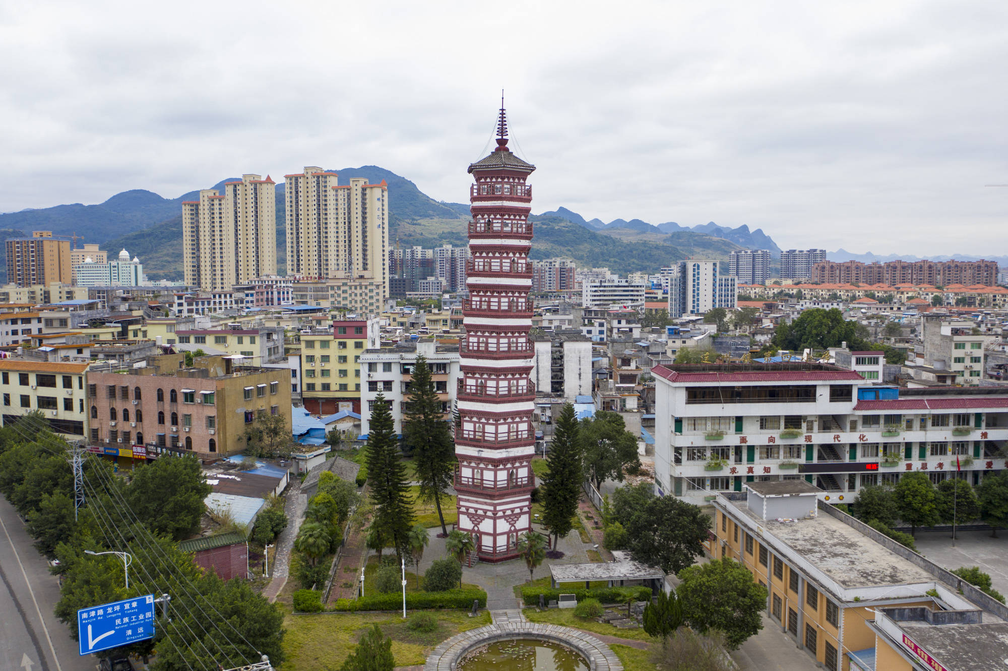 广东有座小城鲜为人知,曾走出138位进士,风光绝美住下不想走_连州