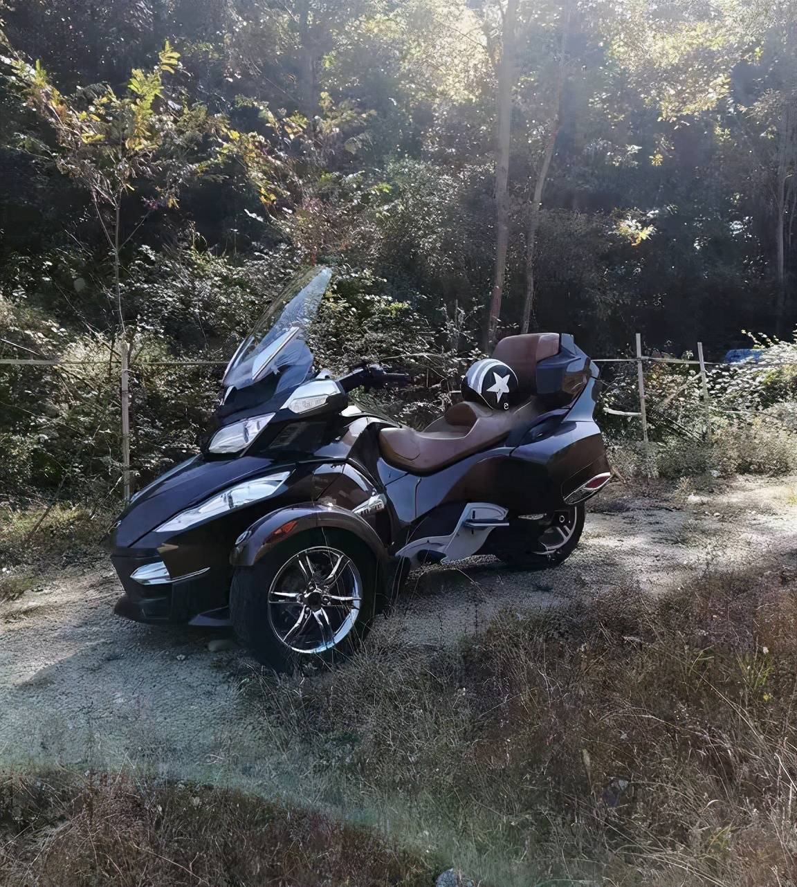 小伙开25万元的三轮摩托车参加婚礼,内行和外行的反应明显不同