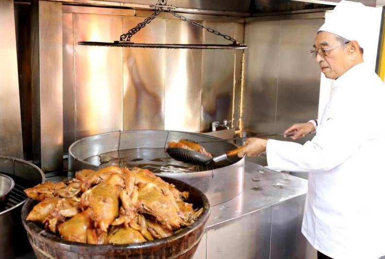 吉林省非物质文化遗产:长春"福义德"道口烧鸡的40年(组图)