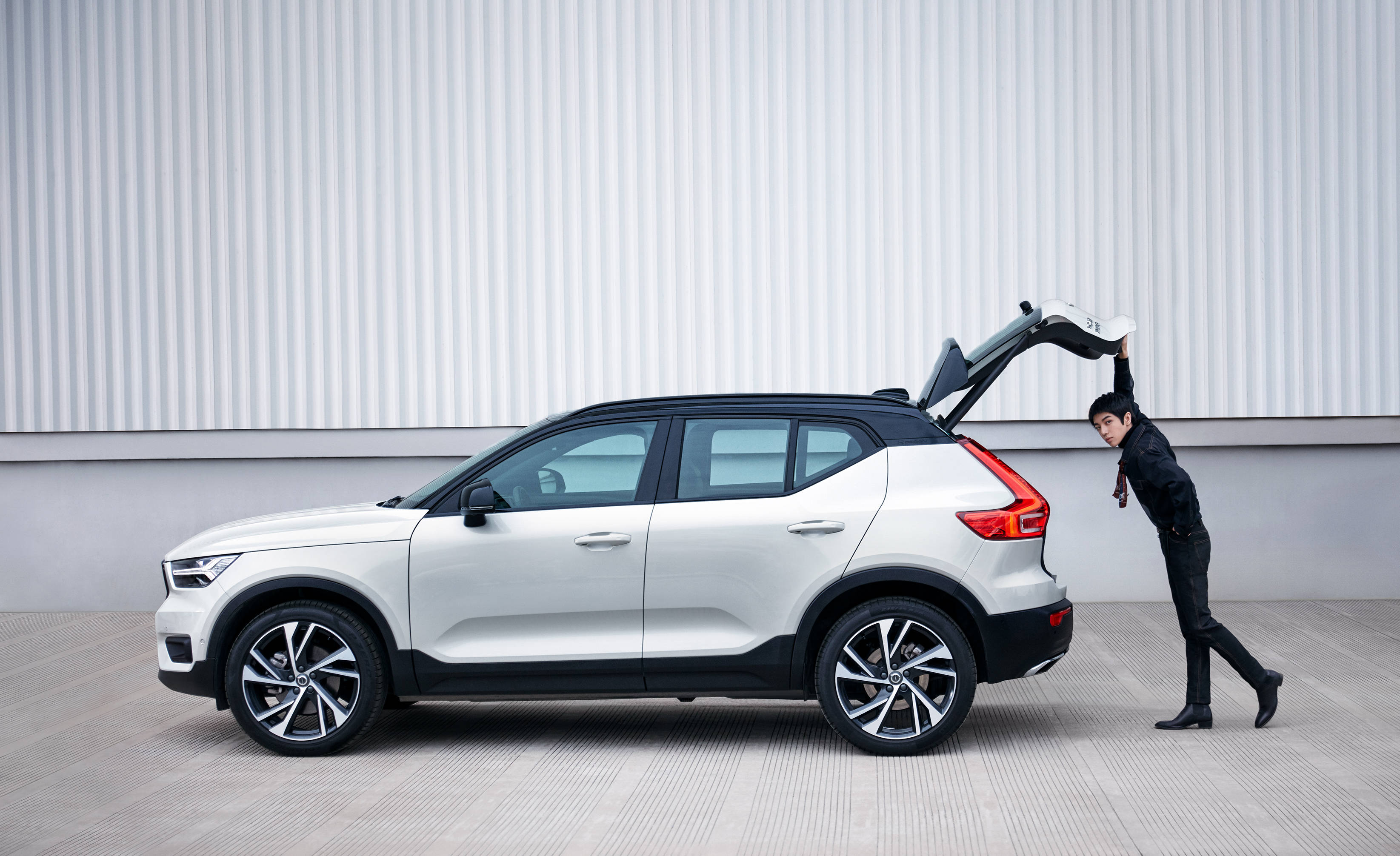 hej新世界沃尔沃xc40有范儿之选焕新升级