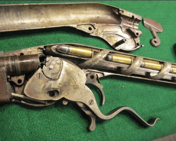 19世纪的螺旋供弹34发弹容的埃文斯杠杆步枪