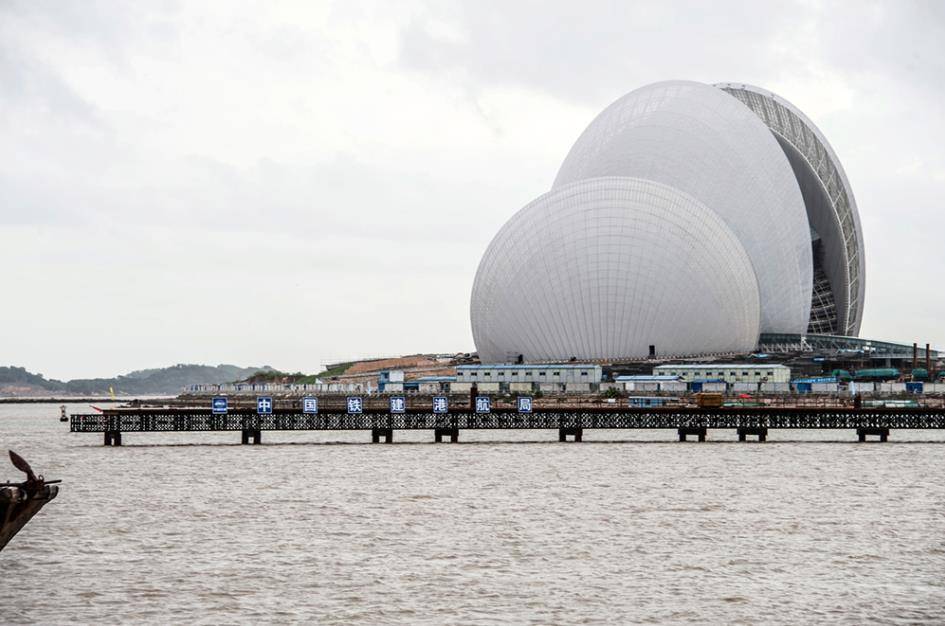 珠海標誌性幕牆鋁單板建築珠海大劇院