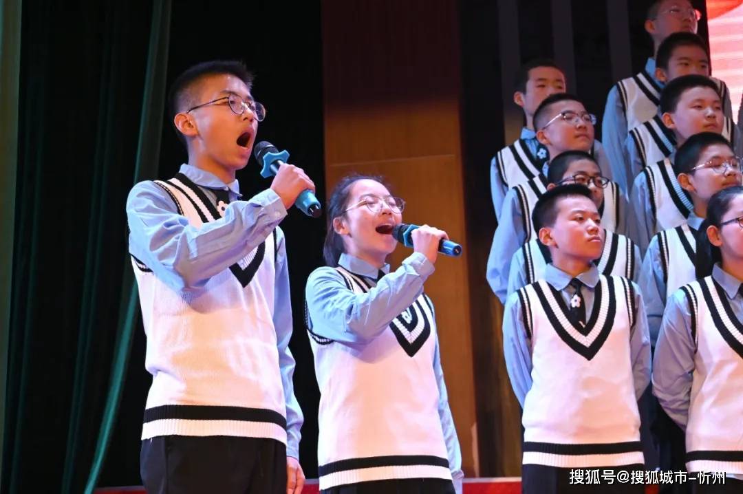 大气磅礴、美轮美奂!“一二九运动”歌咏比赛,看我实验师生精气神(初中部)-搜狐大视野-搜狐新闻