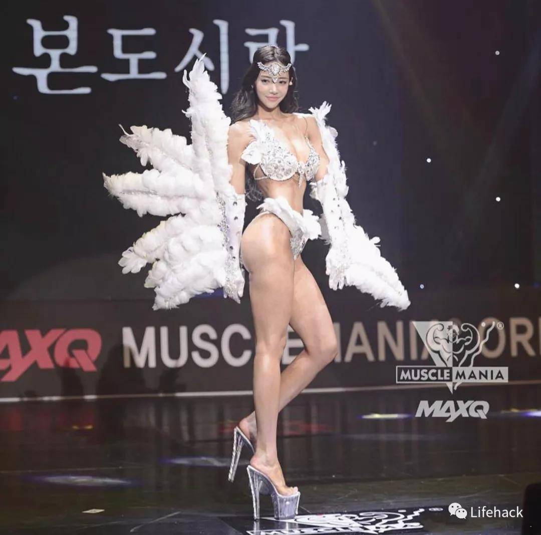 27岁比基尼健美冠军太撩了堪称直男杀手