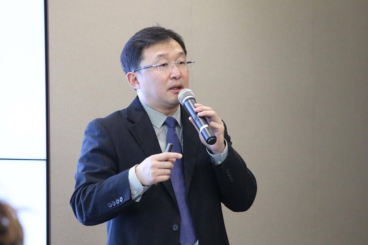 丁亮律师:美团"杀熟"难以得到惩罚,它的回应是在找借口