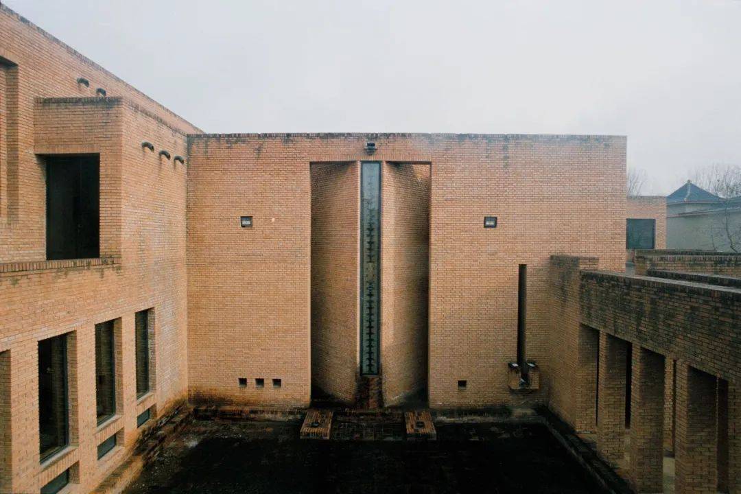 建筑师董豫赣清水会馆