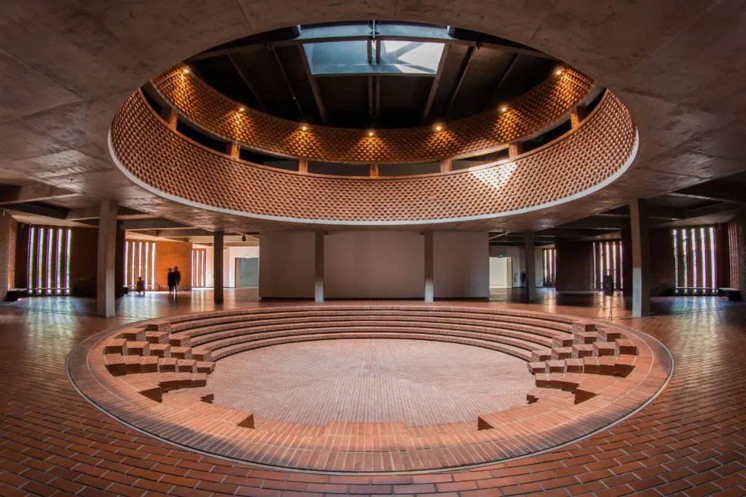 建筑师董豫赣清水会馆