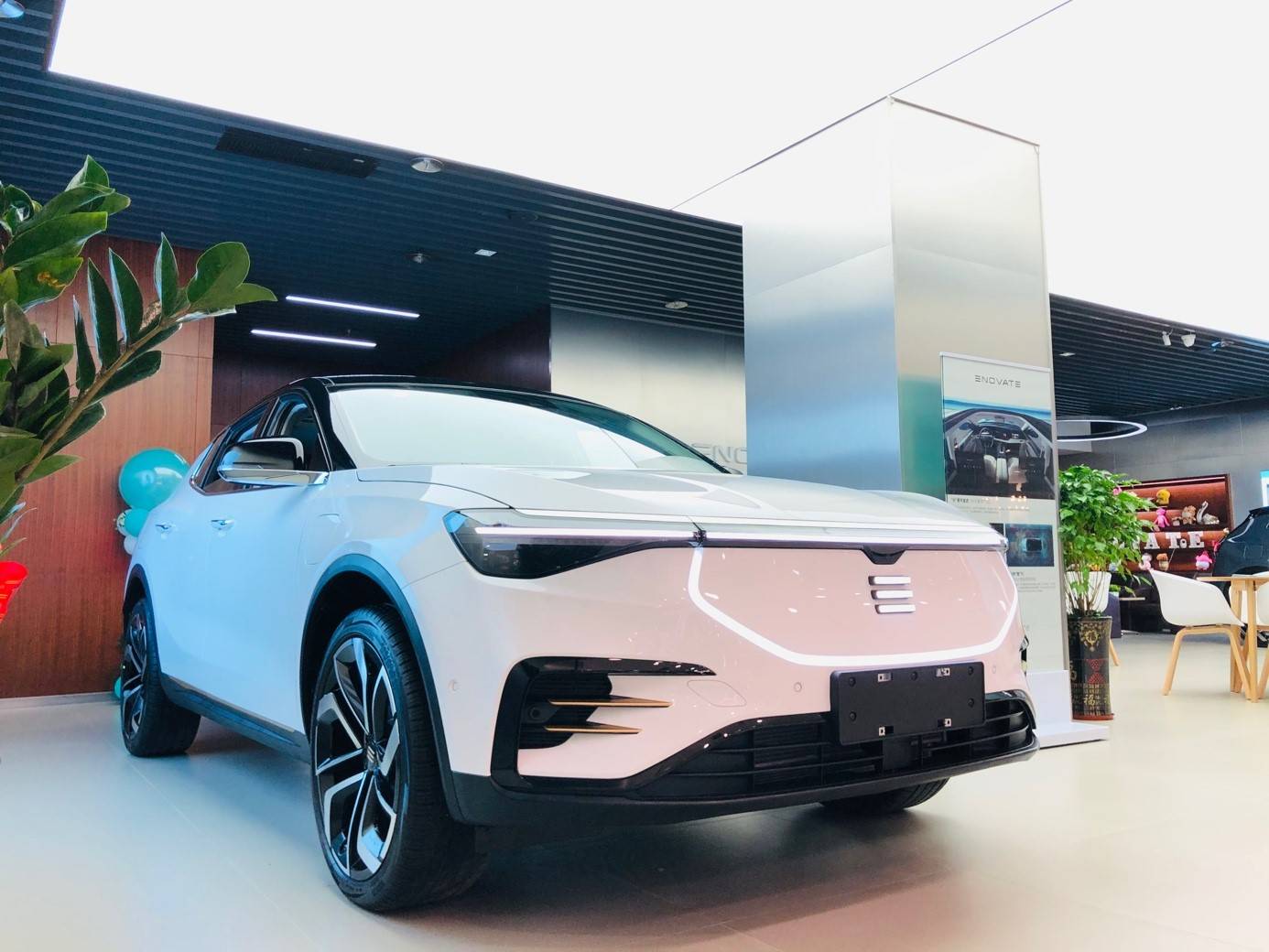 天际me7广州首家智选空间实车到店,开启全新智能出行_搜狐汽车_搜狐网