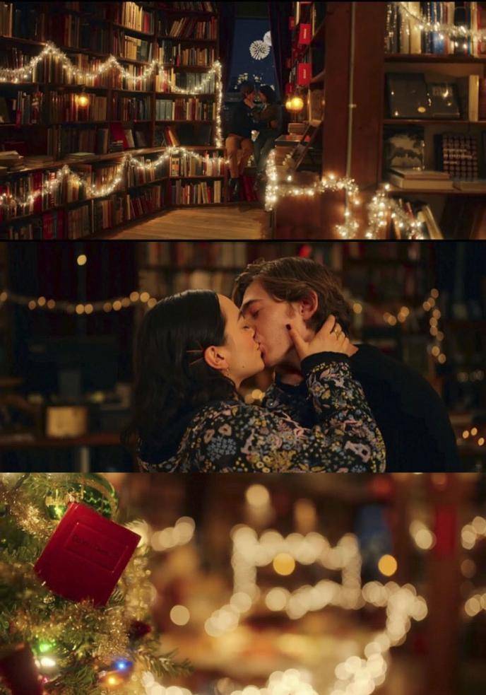 假日浪漫剧达奇与莉莉来袭在家尽享圣诞小确幸