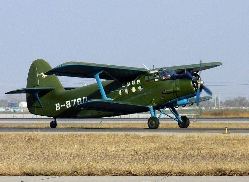 一代名机运5如今还在用,曾成功返销俄罗斯,未来还能改装无人机_的飞机