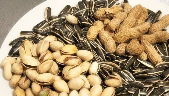 原创快过年了瓜子花生和开心果你知道哪个吃多了也不会胖吗