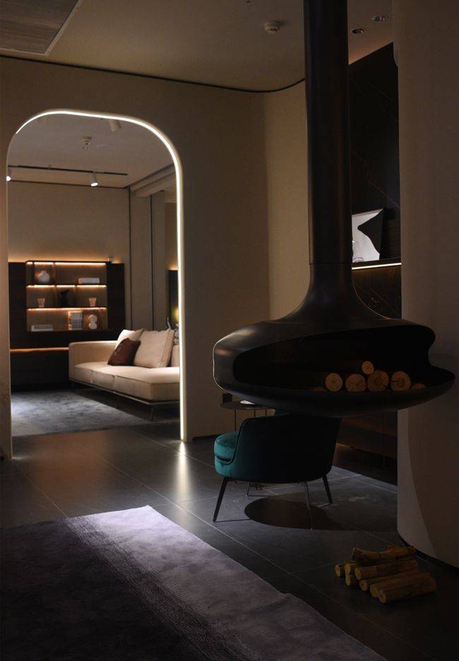 作为宸林家居旗下高端现代家具品牌,和信国际是一家源于对行业现状