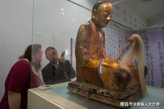 肉身佛像被盗，唯一知情者至死未开口，20年后佛像却现身在海外