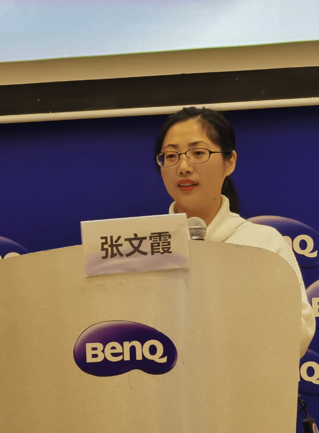 苏州明基医院神经内科张文霞护士长,苏州市静脉输液专科护士李玲分别