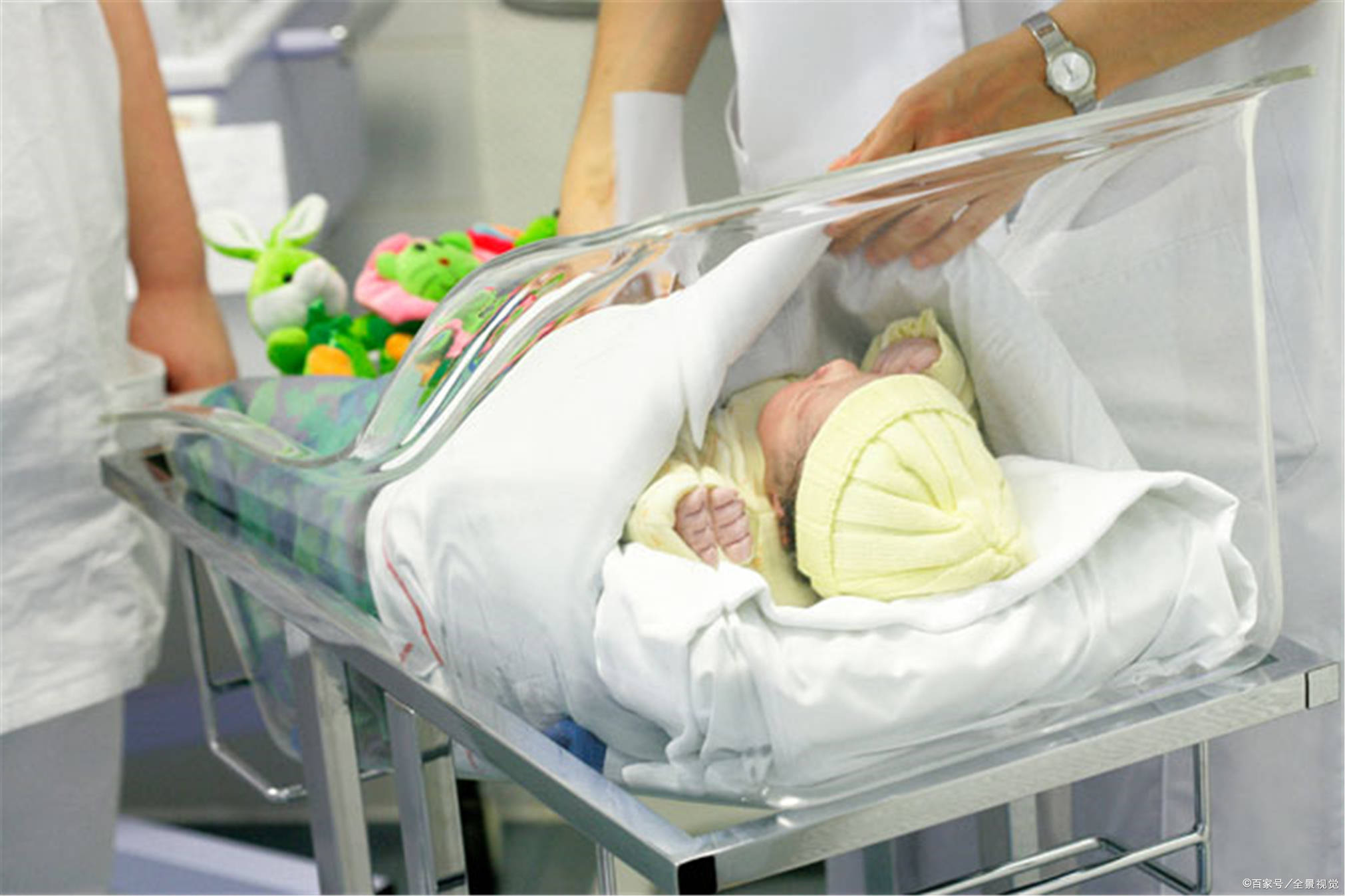 年轻夫妻生下大胖小子,dna验证孩子却是亲叔叔的!医生道出原委