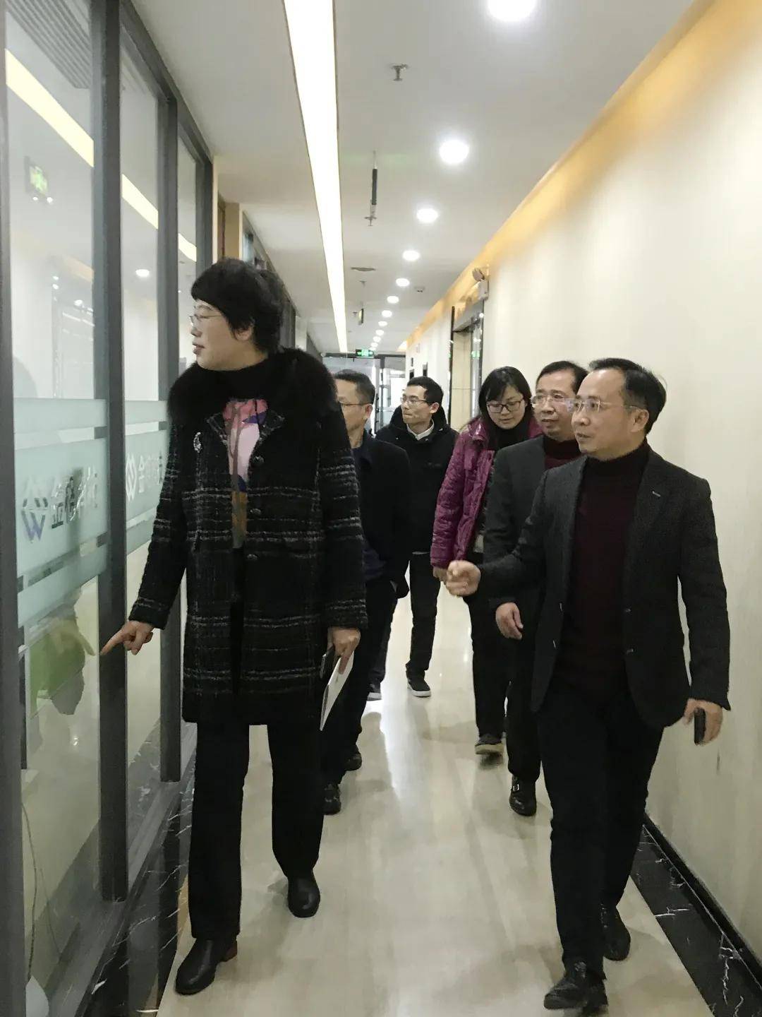 江西省国家密码管理局局长荣蓉莅临金格科技调研商密企业发展情况