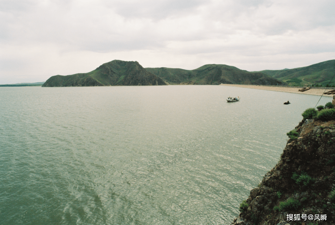 巴林草原明珠沙那水库