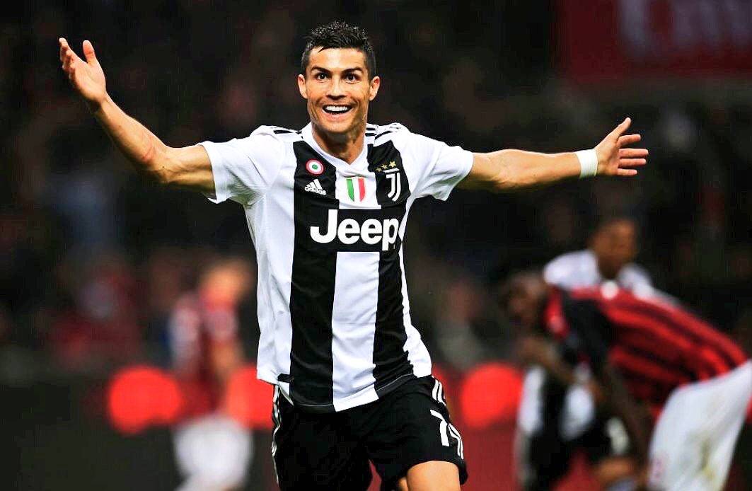 尤文图斯官方:c·罗当选11月队内最佳球员_罗纳尔多