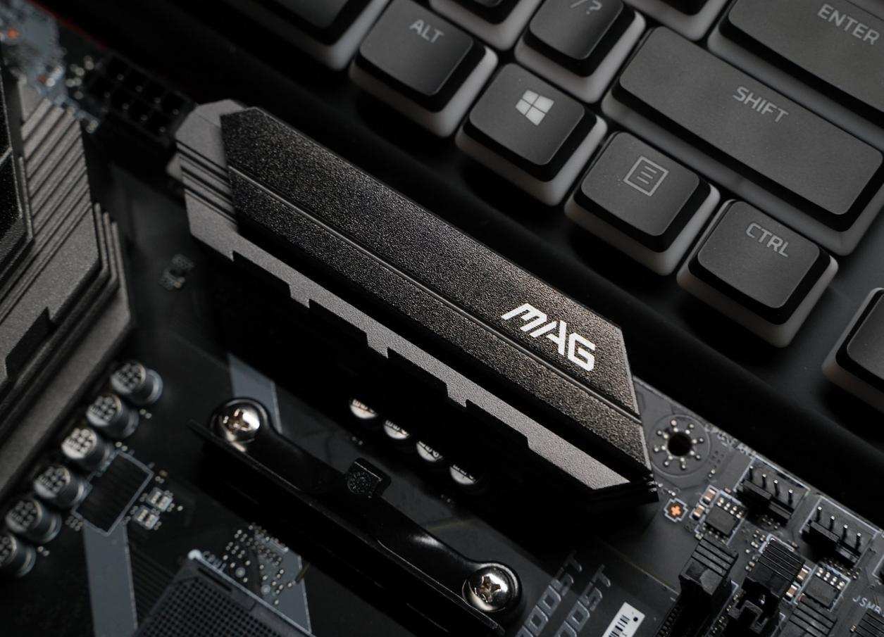 原创实至名归的yesamdr95900x上手体验