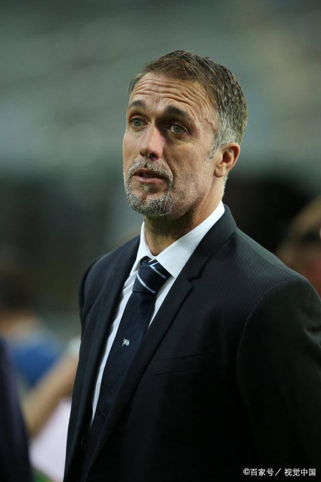 原创巴蒂斯图塔当年踢球实在太牛号称足球战神他现在怎样了