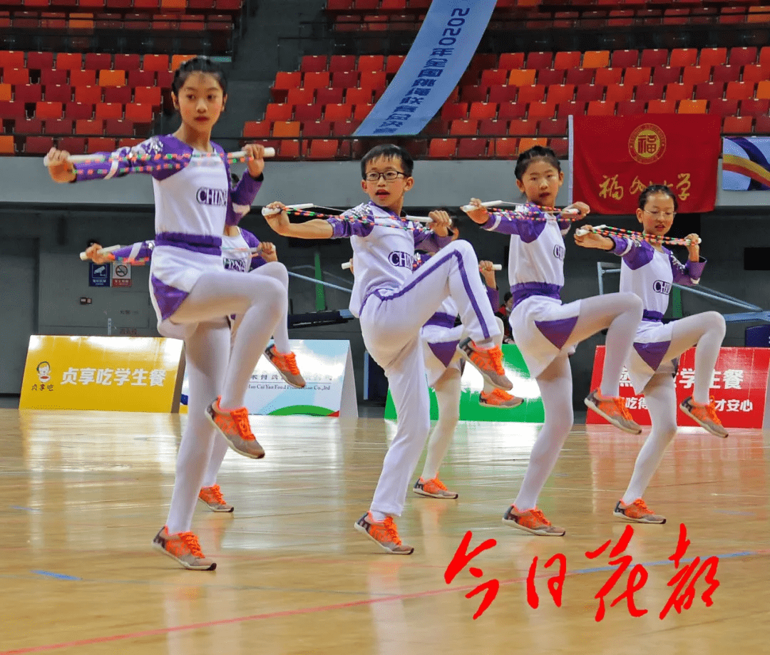 线上赛事佼佼者不乏广州市花都区七星小学,花东中学等世锦赛冠军队伍