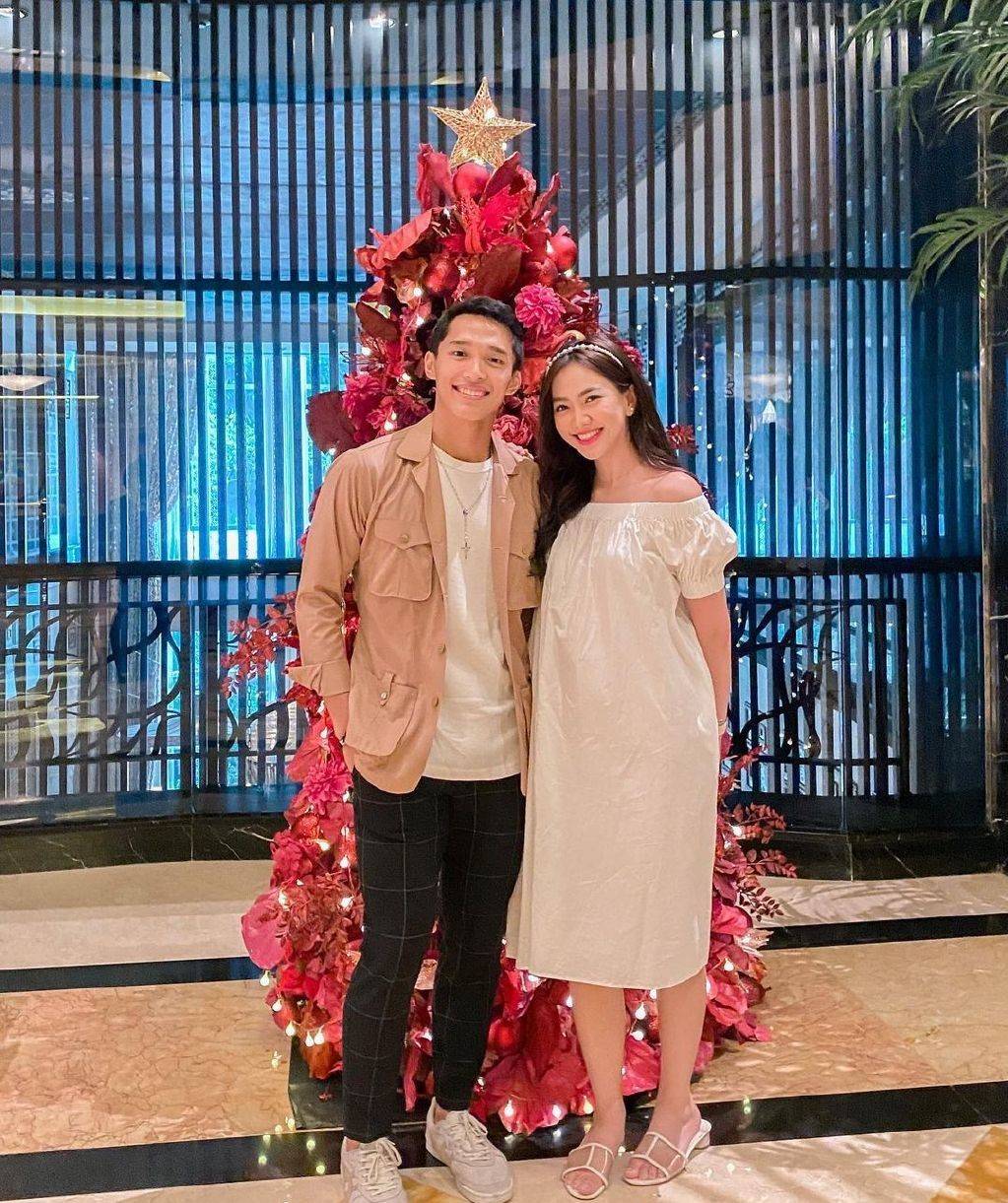 甜蜜又一羽毛球男神公开恋情年仅23岁就事业爱情双丰收