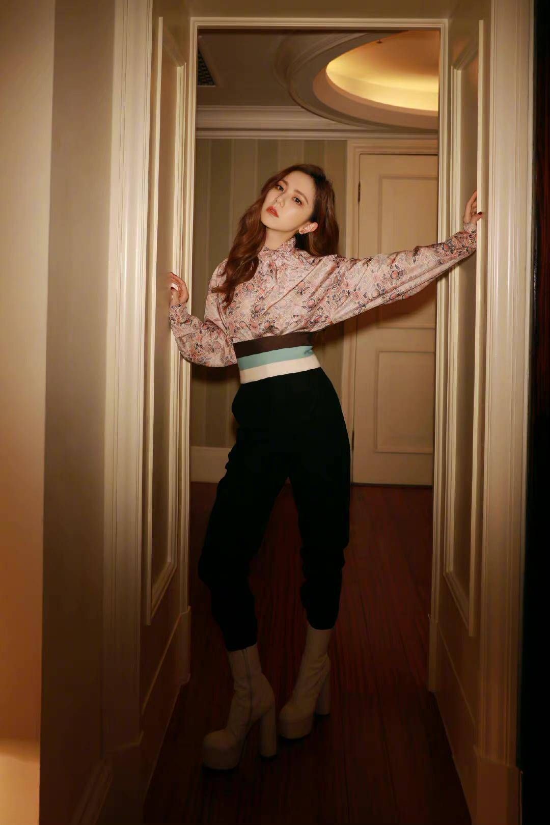 巨肺小天后邓紫棋超会穿私服穿搭大合集酷酷的造型你爱了吗