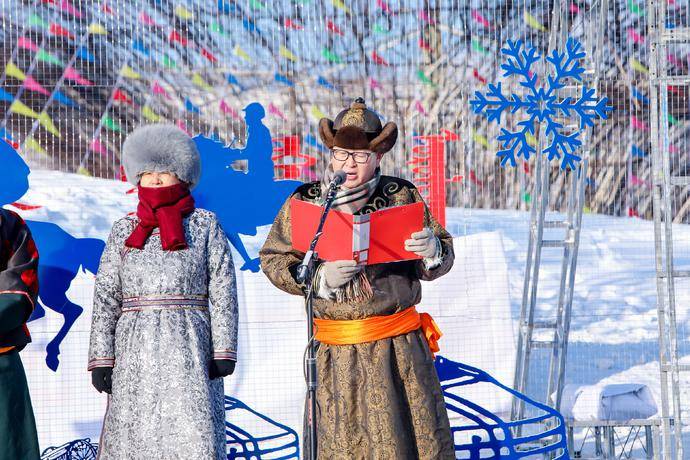 车模+霓裳 2020年鄂温克冬季马赛暨游牧文化体验季开幕