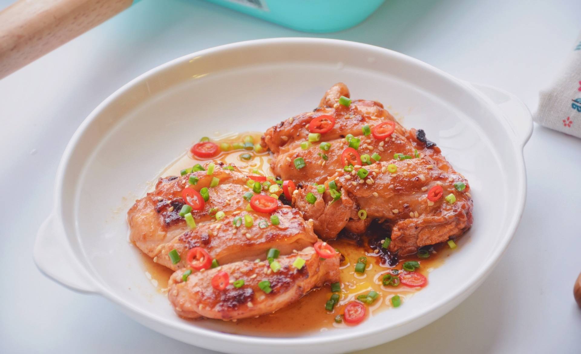 原创比鸡胸肉好吃百倍减肥也能吃的香煎鸡腿排酸甜浓香好吃不贵