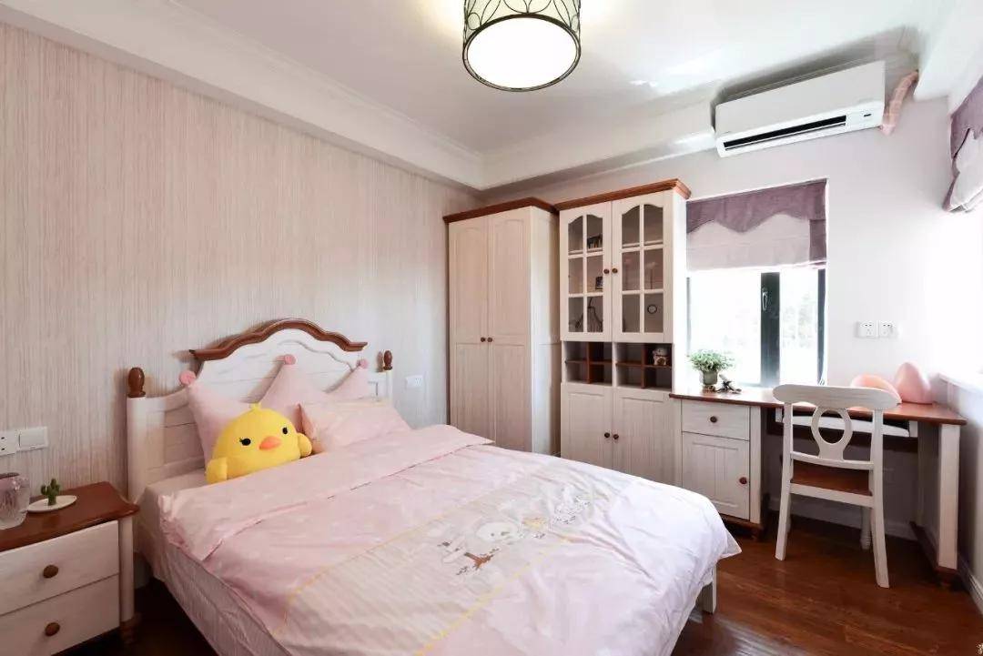 儿童房的书桌选择,是门大学问哦