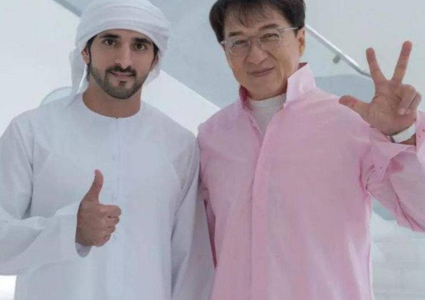 同框球星c罗赢得彻底,不愧是全球最帅王子_哈曼丹