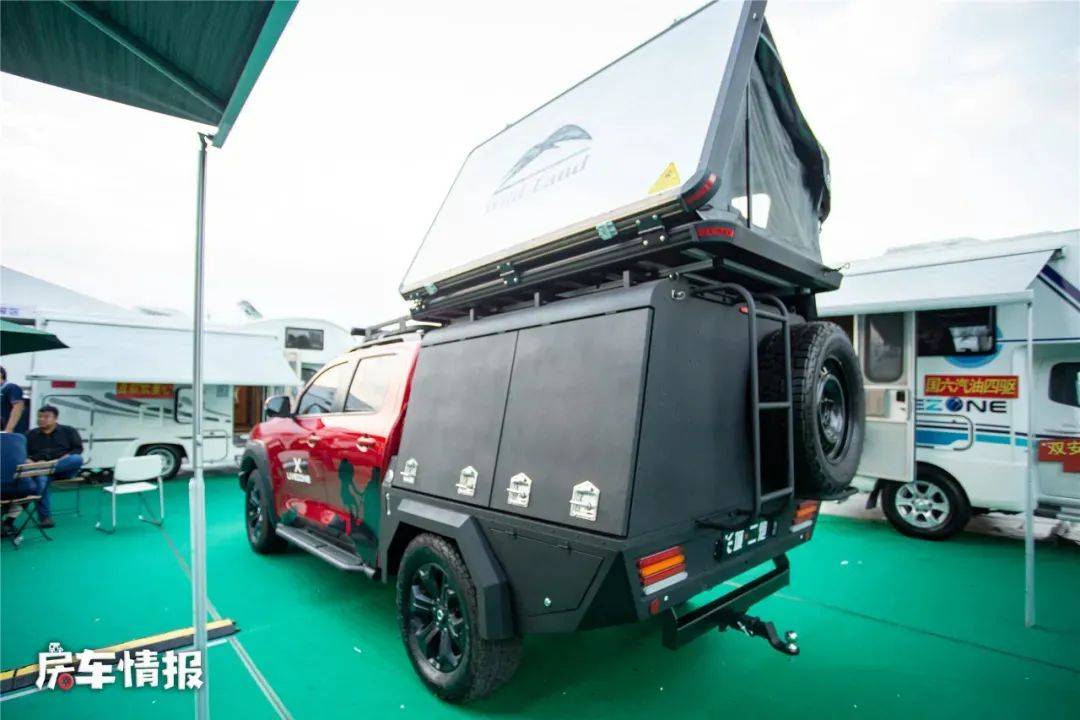 原创两款30年报废的长城炮房车售价30万一款越野强一款有大床