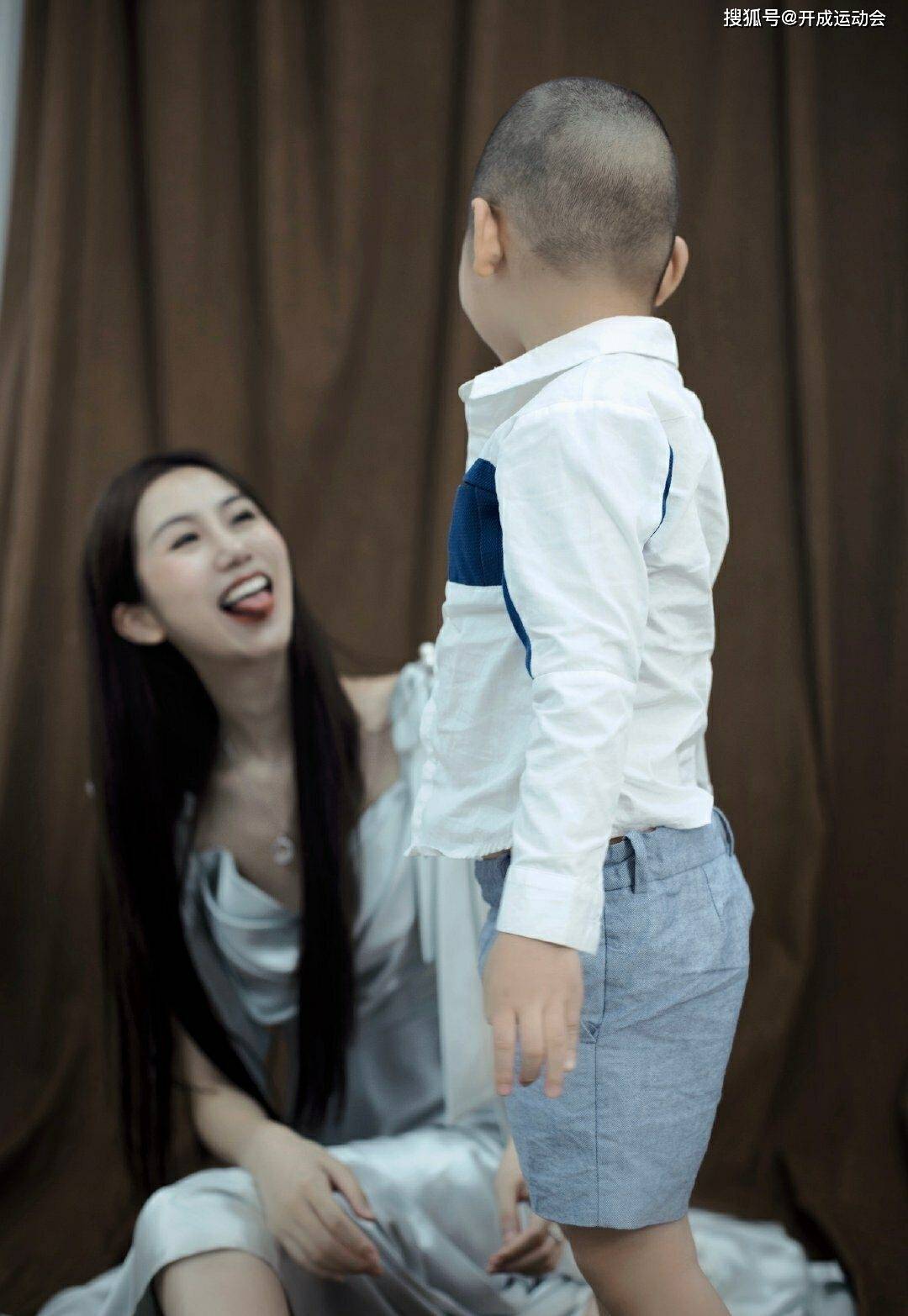 元旦后孙悦复出陈露如水育有一儿一女难逃婚变?