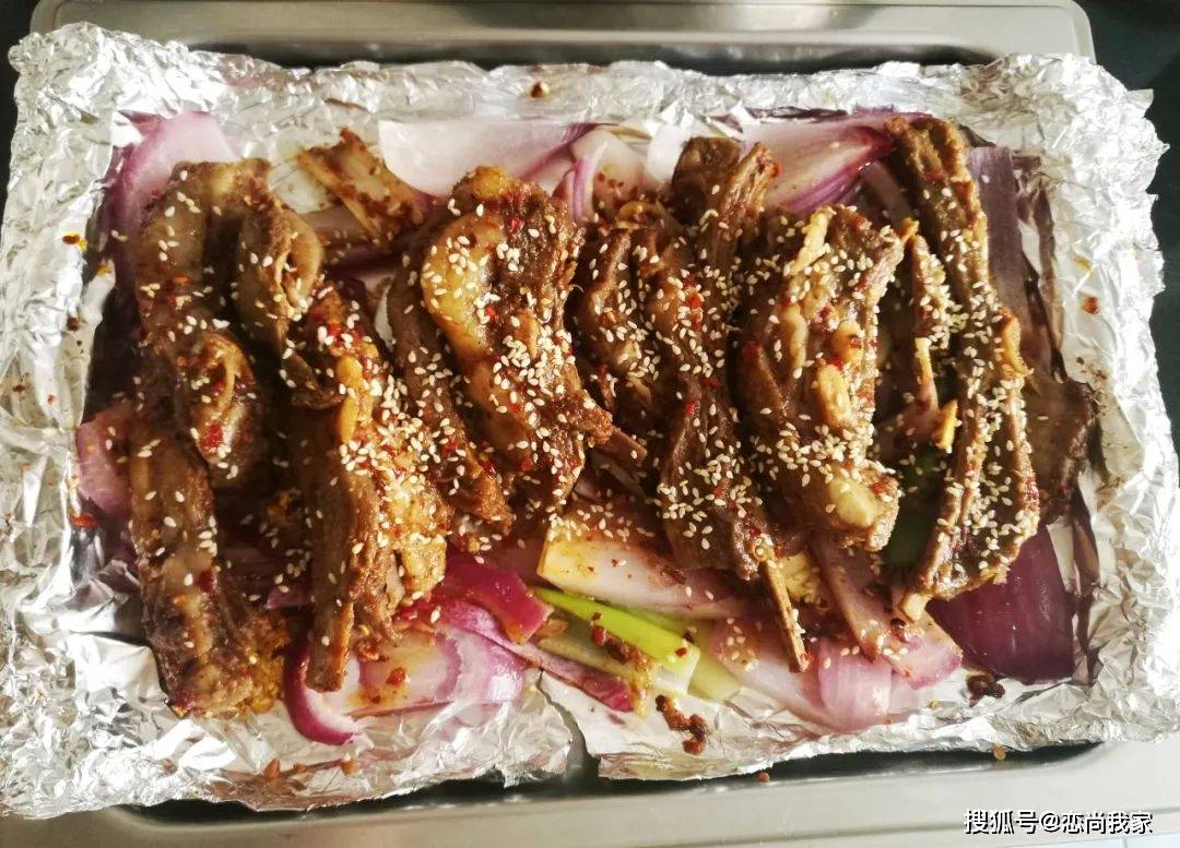 原创过年过节家里聚餐做个烤羊排外香肉嫩口感特别好