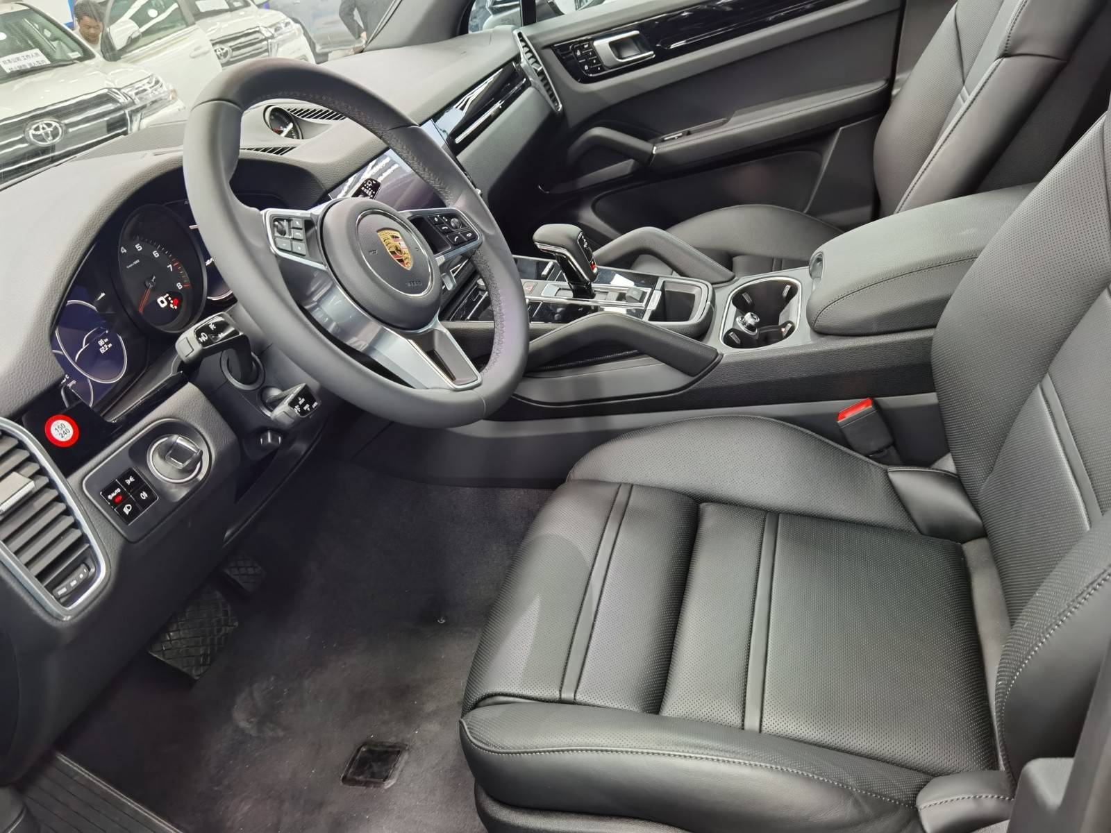 2020新款保时捷卡宴30t动感十足价格实在