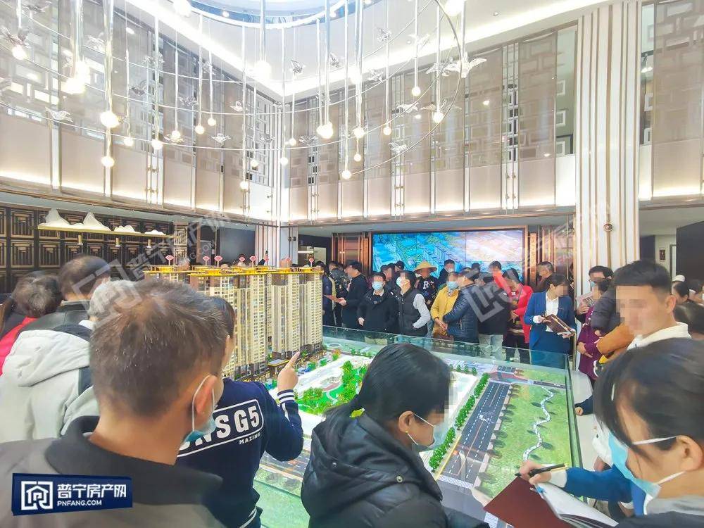 今天,翔栩·新城中心营销中心正式开放!