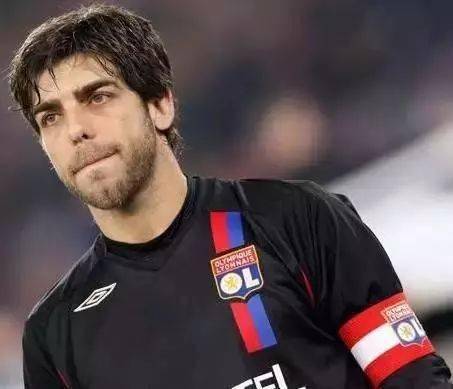 原创小儒尼尼奥仍是定位球王者埃尔格拉称梅西与罗纳尔迪尼奥被高估