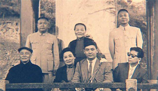 孔令伟：我行我素活一世，晚年因执拗医死自已，宋美龄亲自送葬_胡宗南