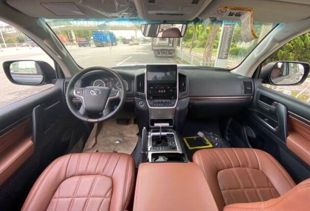 2020款丰田酷路泽4500 时尚柴油越野新报价