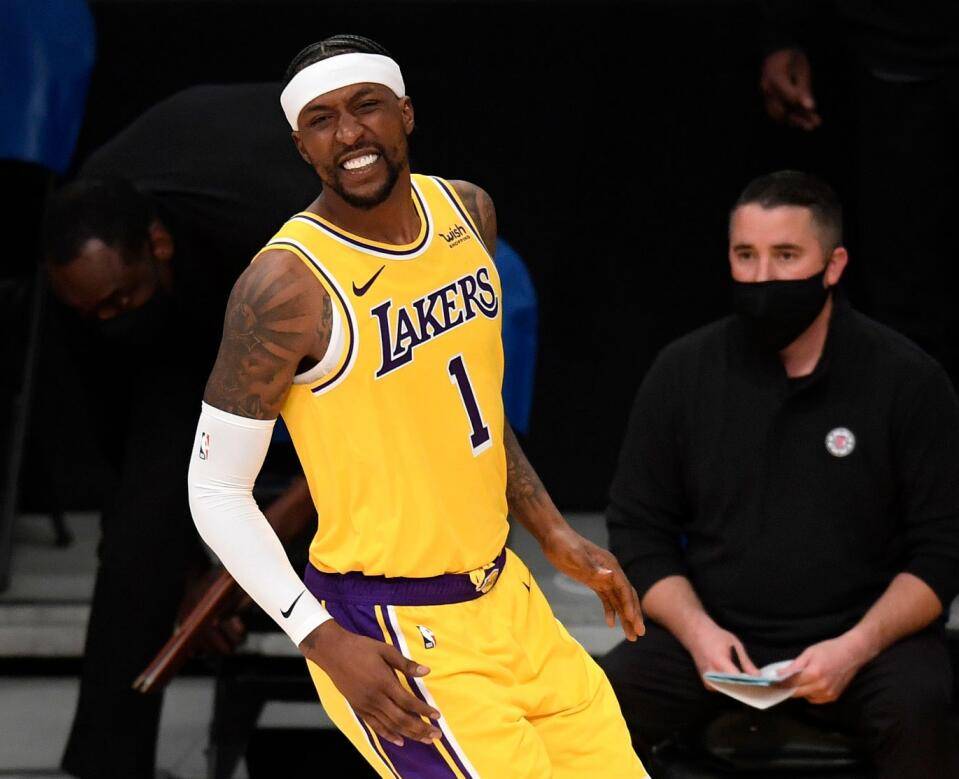 湖人冲4连胜迎利好!波普参加训练或复出,浓眉又一技能蜕变了