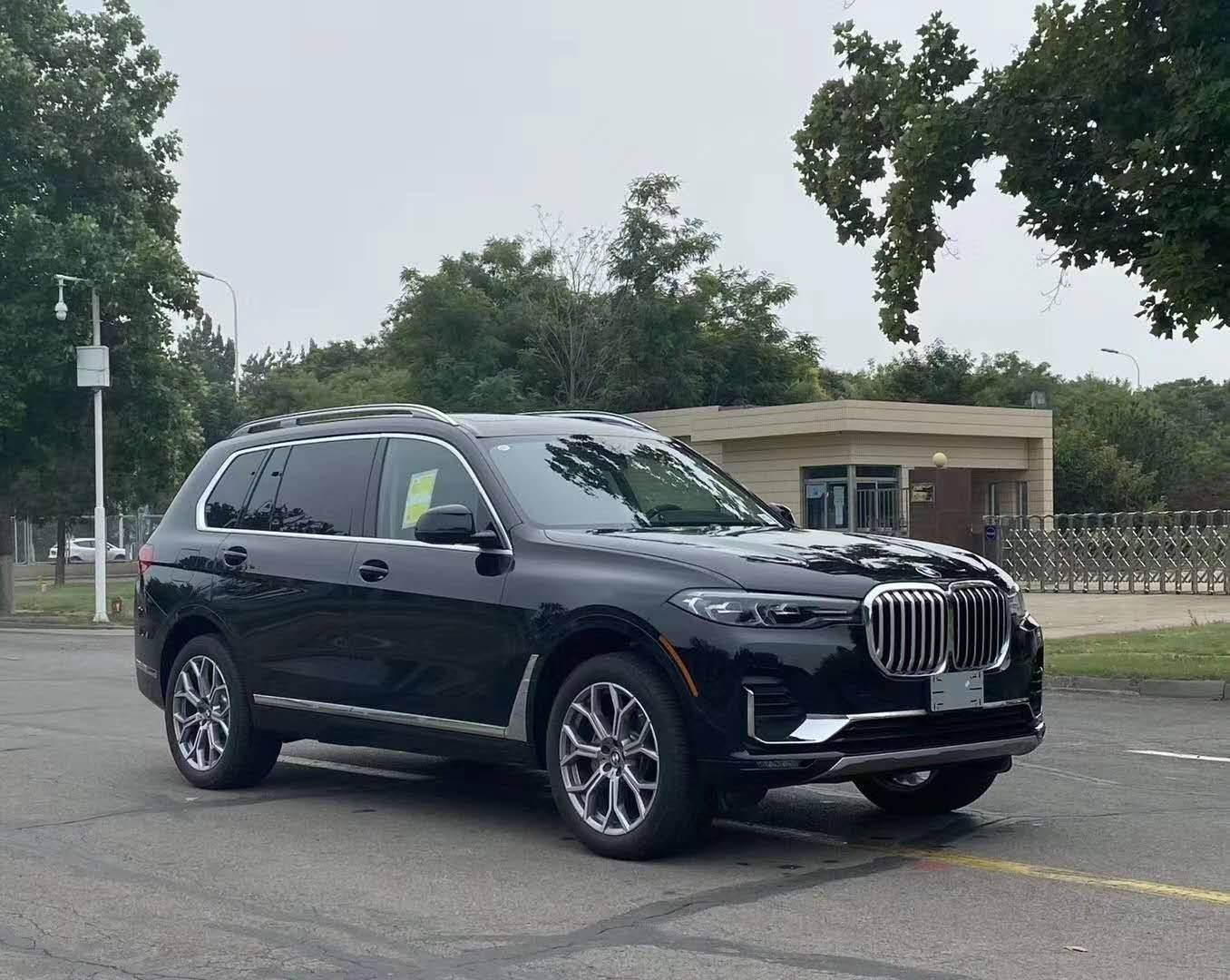 2020新款宝马x7尖端越野 旗舰车型颜色可选