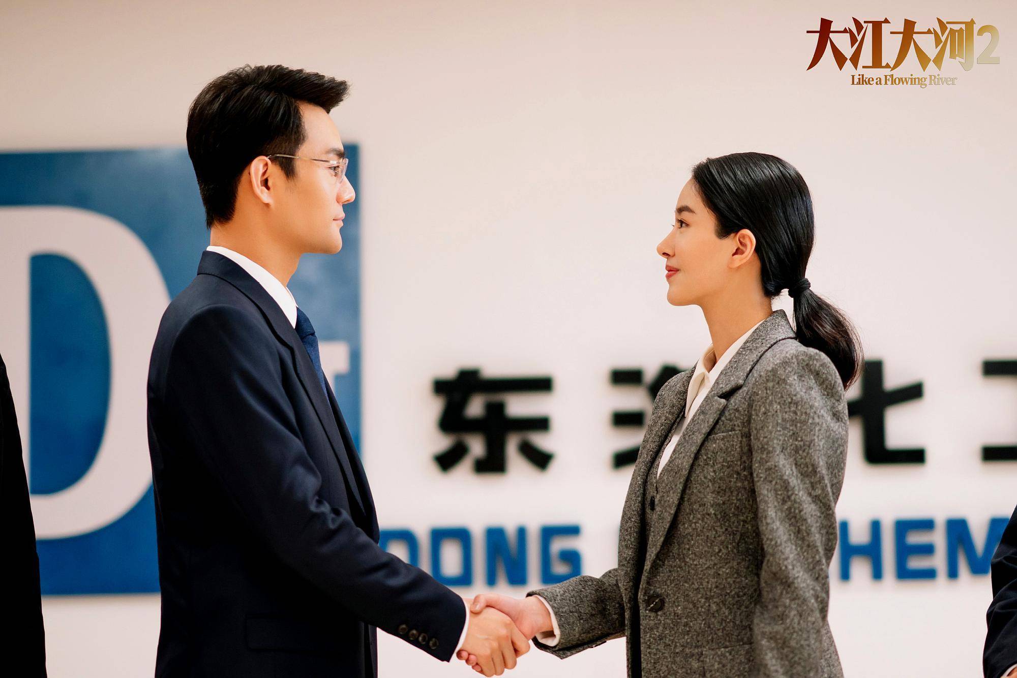 从出场率和对剧情的推动来看,梁思申不算是女主角_宋运辉