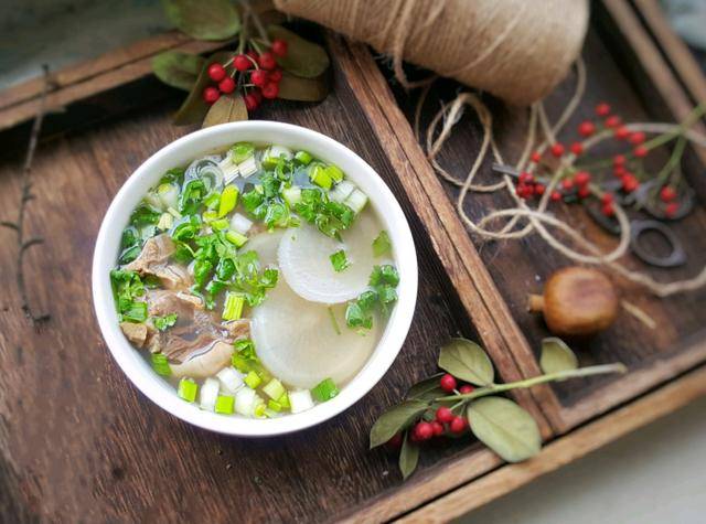 原创特殊时期要多喝这个汤,增强免疫力,做法简单,大人小孩都爱喝