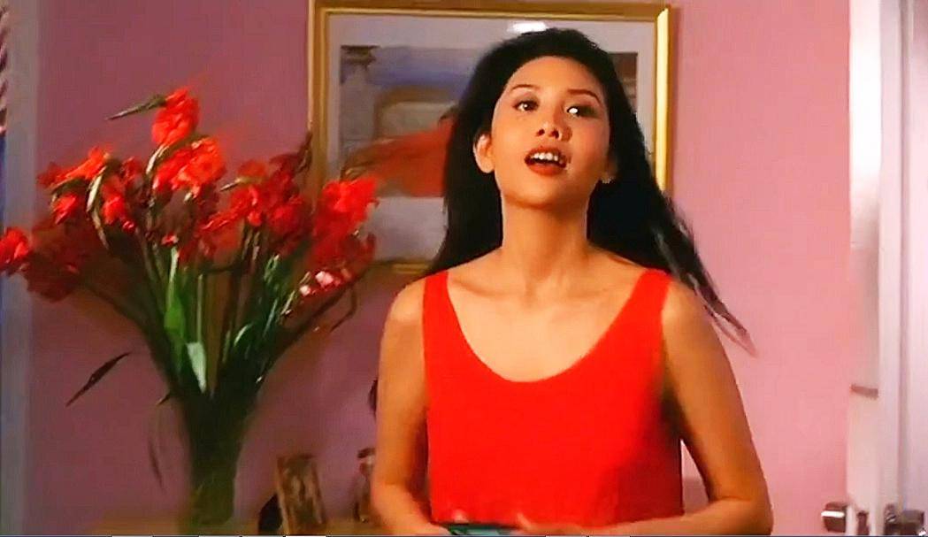 年轻时候的邱淑贞到底有多美?拍《赌神2》时绝对是她的颜值巅峰