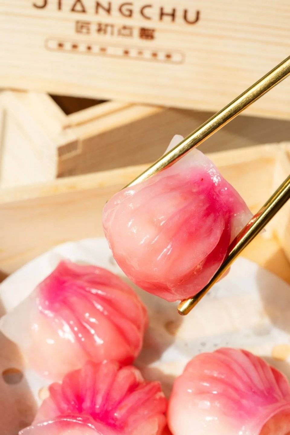 海岸城玻璃屋茶点连餐具都是玻璃