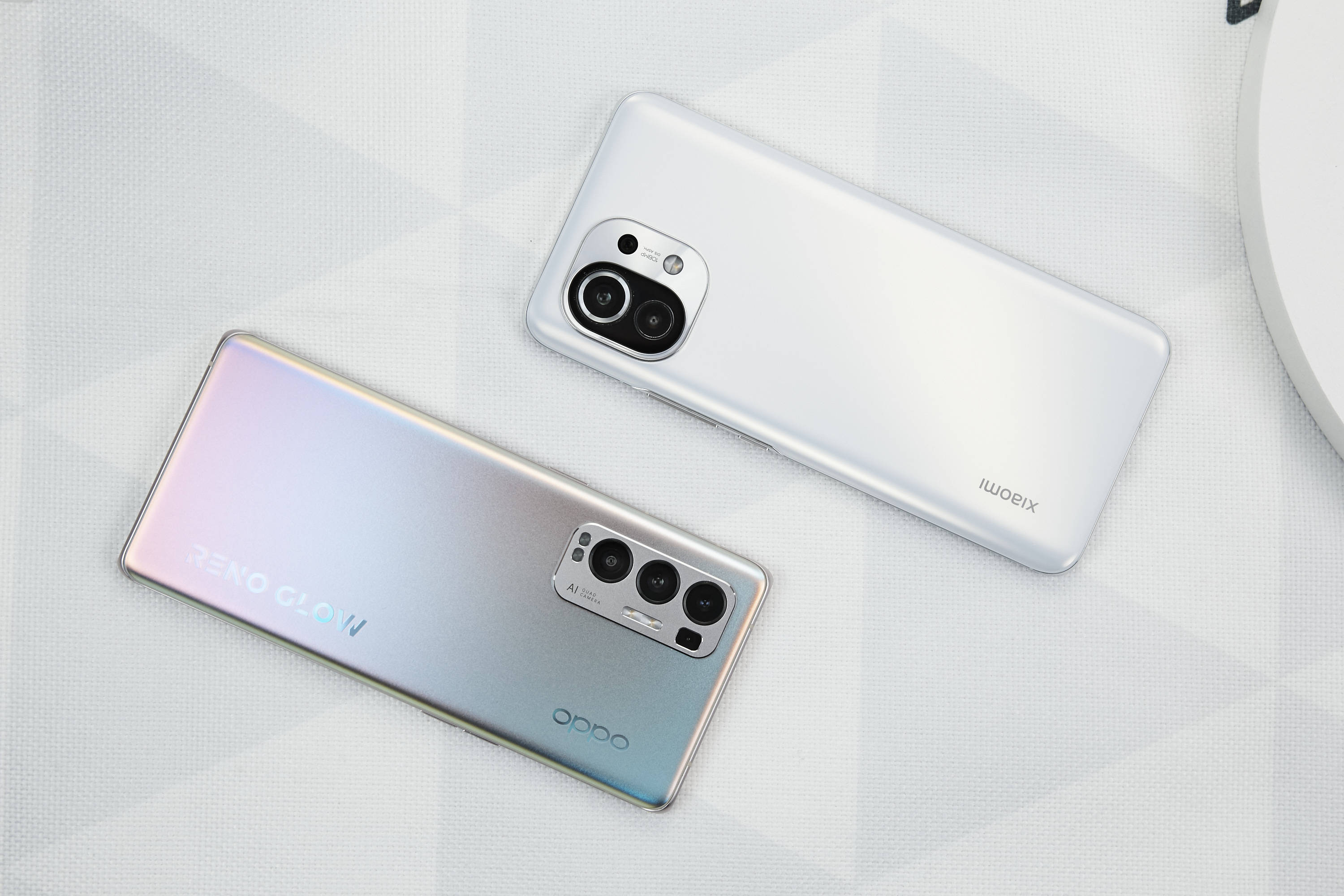 67網友對比opporeno5pro和小米10說出優缺點