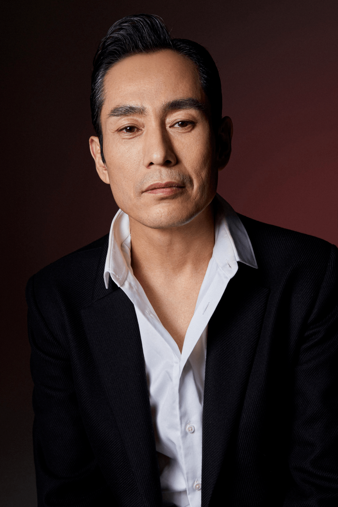 成泰燊用剧抛脸擦亮演技招牌