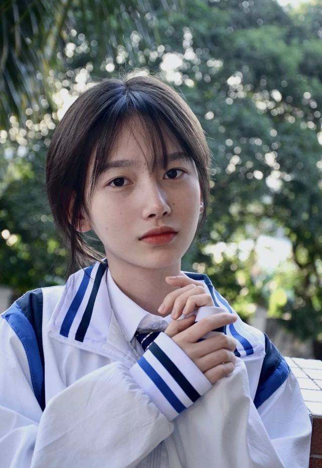 古装程潇和学生装兰见春,你喜欢那种类型呢?