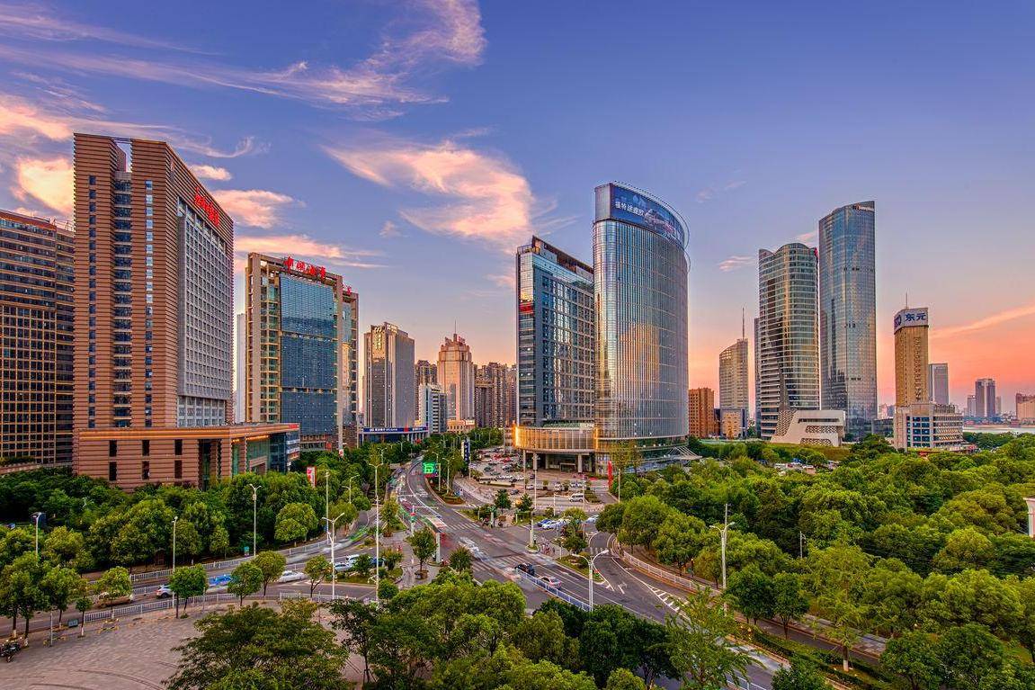 江西三大城市角逐：南昌、赣州、九江，谁能成为省内第一大城市？